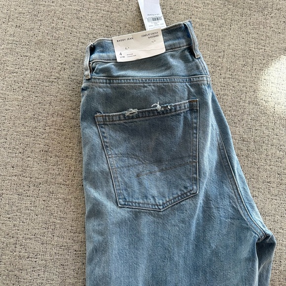 NWOT American Eagle Jeans - Picture 1 of 5